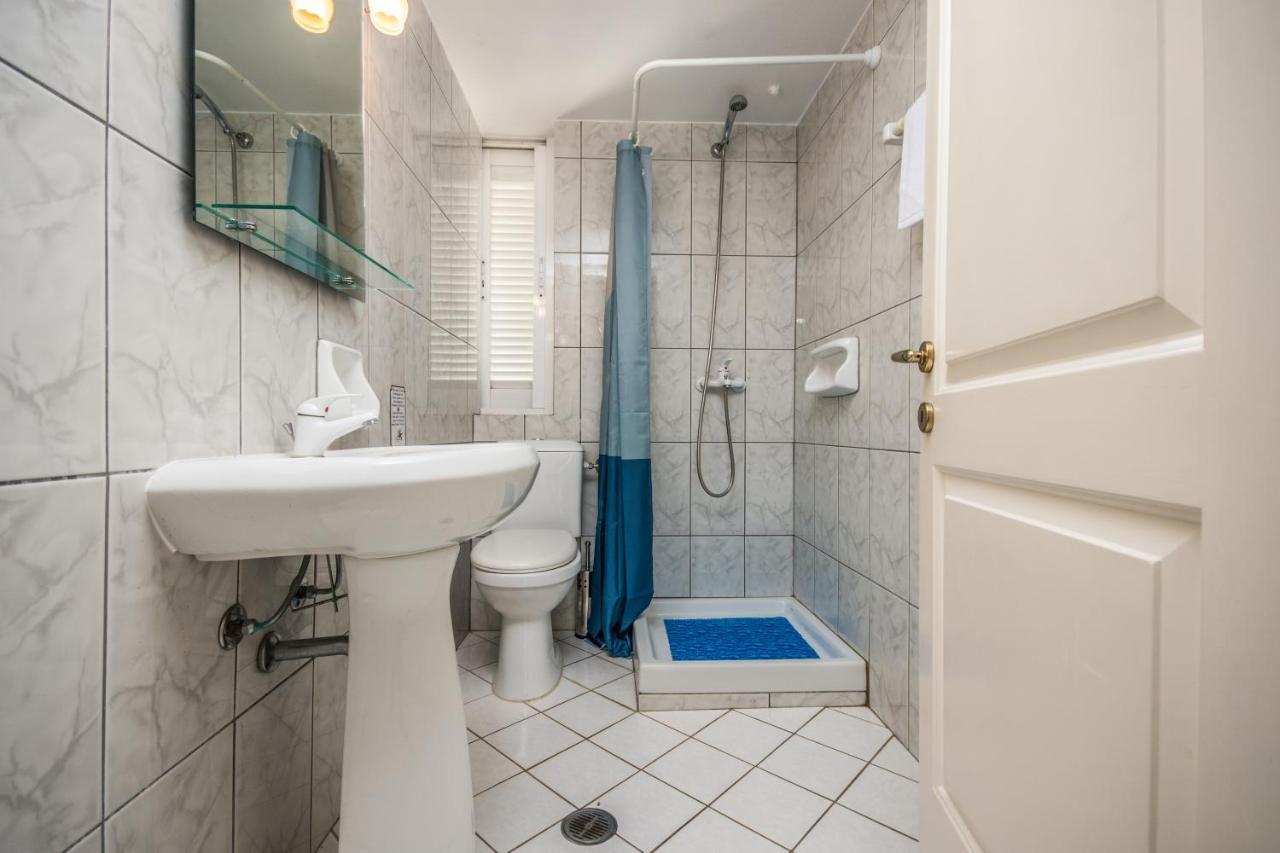 Irini Apartments And Studios Agios Gordios  Ngoại thất bức ảnh